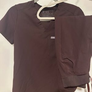 Figs Espresso XXS Catarina top & XS/P high wasted Zamora Jogger set.